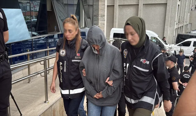 GÜNCELLEME - Zonguldak merkezli yasa dışı kürtaj ve rüşvet operasyonunda 3 tutuklama GÜNCELLEME - Zonguldak merkezli yasa dışı kürtaj ve rüşvet operasyonunda 3 tutuklama