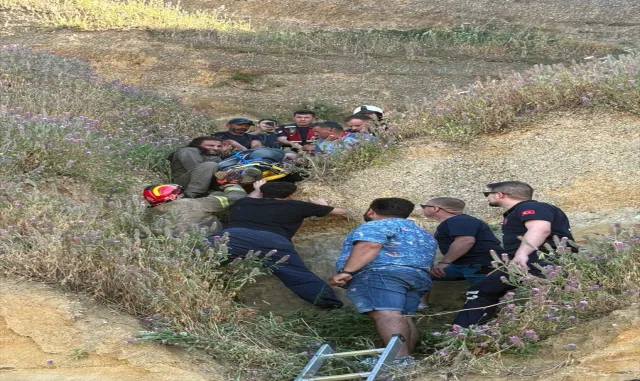 Isparta’da tur otobüsünün devrildiği kazada 4 kişi öldü, 15 kişi yaralandı Isparta’da tur otobüsünün devrildiği kazada 4 kişi öldü, 15 kişi yaralandı