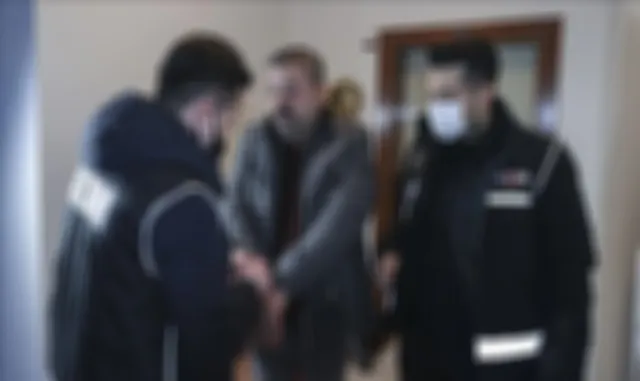 Kocaeli’de silah kaçakçılığı operasyonunda 11 şüpheli yakalandı Kocaeli’de silah kaçakçılığı operasyonunda 11 şüpheli yakalandı