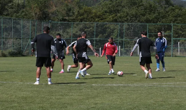 Bandırmaspor, yeni sezon hazırlıklarını Bolu’da sürdürdü Bandırmaspor, yeni sezon hazırlıklarını Bolu’da sürdürdü