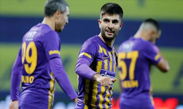 Eyüpspor, Mete Kaan Demir’i kadrosuna kattı