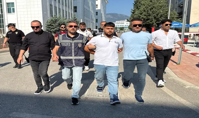 GÜNCELEME - Denizli’de restorana düzenlenen silahlı saldırıya ilişkin 4 şüpheli tutuklandı GÜNCELEME - Denizli’de restorana düzenlenen silahlı saldırıya ilişkin 4 şüpheli tutuklandı