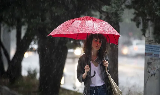 Kars’ta sağanak ve dolu etkili oldu Kars’ta sağanak ve dolu etkili oldu