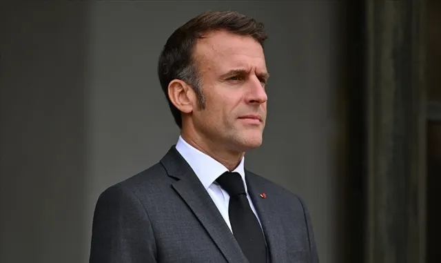 Umman Sultanı ile Fransa Cumhurbaşkanı Macron, bölgedeki gerilim ve deniz güvenliğini görüştü