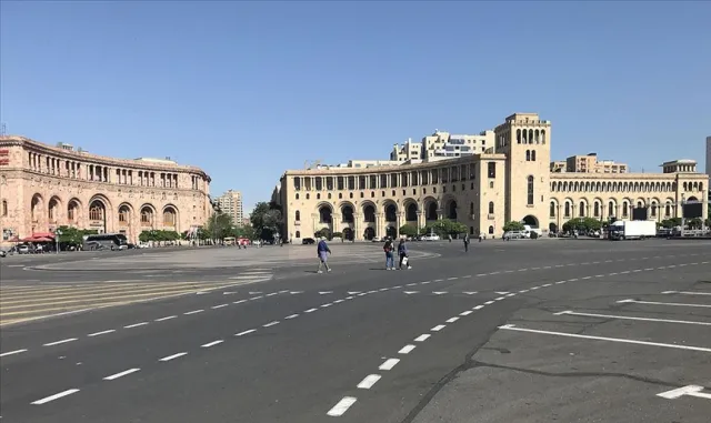 Azerbaycan ile Ermenistan, elektrik enerjisi ithalatı ve ihracatını ele aldı Azerbaycan ile Ermenistan, elektrik enerjisi ithalatı ve ihracatını ele aldı