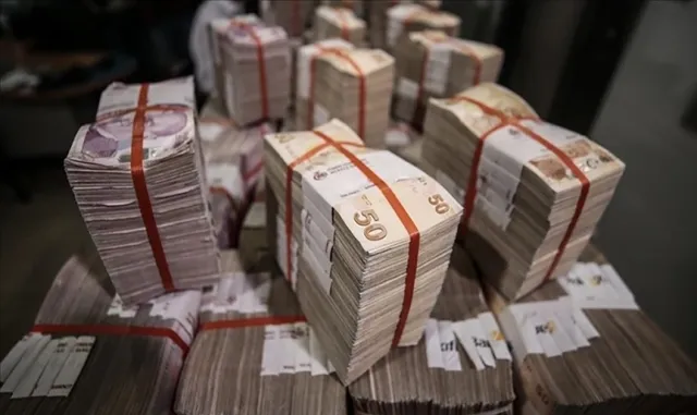 Bakan Şimşek, kur korumalı mevduat bakiyesinin sıfırlanmasını değerlendirdi Bakan Şimşek, kur korumalı mevduat bakiyesinin sıfırlanmasını değerlendirdi