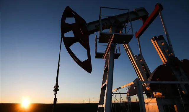 Brent petrolün varili 93,40 dolardan işlem görüyor / 21 Ağustos 2026 Brent petrolün varili 93,40 dolardan işlem görüyor / 21 Ağustos 2026
