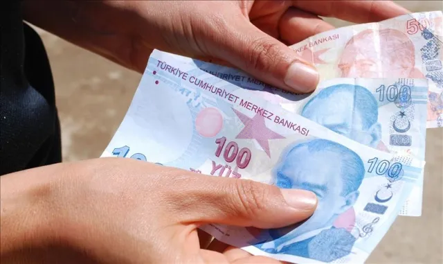 Şanlıurfa’da otomobile düzenlenen silahlı saldırıyla ilgili 5 zanlı tutuklandı Şanlıurfa’da otomobile düzenlenen silahlı saldırıyla ilgili 5 zanlı tutuklandı