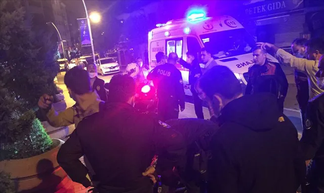 Hatay’da sopaların kullanıldığı kavga güvenlik kamerasında Hatay’da sopaların kullanıldığı kavga güvenlik kamerasında