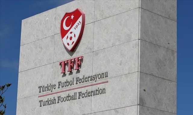 TFF Tahkim Kurulu, Mahmut Uslu’nun hak mahrumiyeti ve para cezasını kaldırdı TFF Tahkim Kurulu, Mahmut Uslu’nun hak mahrumiyeti ve para cezasını kaldırdı