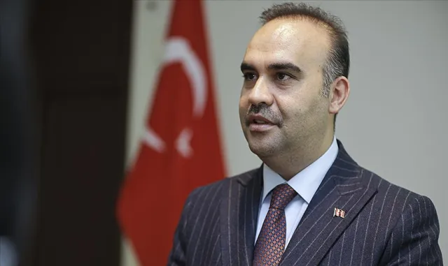 TMOK Başkanı Çakır, Bakan Kacır’ı ziyaret etti TMOK Başkanı Çakır, Bakan Kacır’ı ziyaret etti