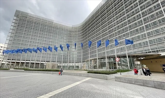AB’den Grönland’a 200 milyon avroluk yatırım paketi AB’den Grönland’a 200 milyon avroluk yatırım paketi