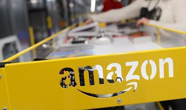 ABD’de Amazon’a ait kargo uçağının pistten çıkması sonucu 5 kişi hayatını kaybetti ABD’de Amazon’a ait kargo uçağının pistten çıkması sonucu 5 kişi hayatını kaybetti