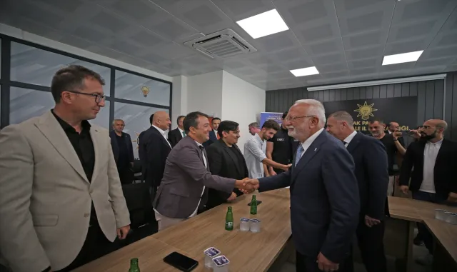AK Parti Genel Başkanvekili Elitaş, Çanakkale’de konuştu AK Parti Genel Başkanvekili Elitaş, Çanakkale’de konuştu