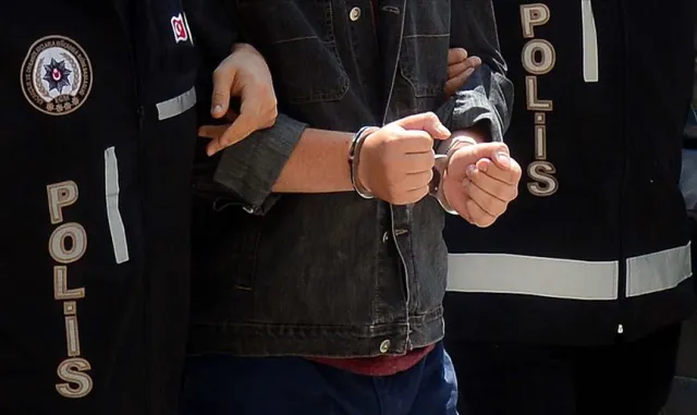 Bağcılar’da 2 kişinin yaralandığı bıçaklı kavgaya ilişkin 1 şüpheli tutuklandı Bağcılar’da 2 kişinin yaralandığı bıçaklı kavgaya ilişkin 1 şüpheli tutuklandı