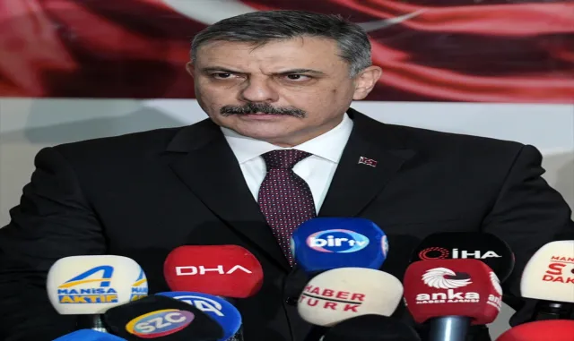 Bakanlar Çiftçi ve Tekin, Manisa’da saldırıda yaralanan öğrencileri ziyaret etti (GÜNCELLEME) Bakanlar Çiftçi ve Tekin, Manisa’da saldırıda yaralanan öğrencileri ziyaret etti (GÜNCELLEME)