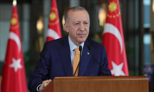 Cumhurbaşkanı Erdoğan’dan şehit polis memuru Topatan’ın ailesine başsağlığı mesajı Cumhurbaşkanı Erdoğan’dan şehit polis memuru Topatan’ın ailesine başsağlığı mesajı