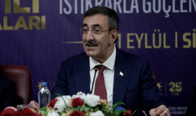 Cumhurbaşkanı Yardımcısı Yılmaz, AK Parti Sinop İl Başkanlığı’nda konuştu: (2) Cumhurbaşkanı Yardımcısı Yılmaz, AK Parti Sinop İl Başkanlığı’nda konuştu: (2)