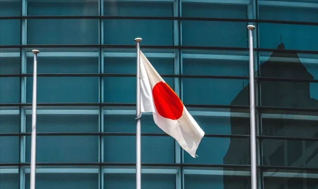 Japonya’da etkili olan Dujuan Tayfunu nedeniyle 2 kişi hayatını kaybetti (GÜNCELLEME) Japonya’da etkili olan Dujuan Tayfunu nedeniyle 2 kişi hayatını kaybetti (GÜNCELLEME)