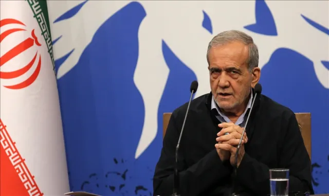 Pezeşkiyan: Abu Dabi Veliaht Prensi ile geçmişi geride bırakıp geleceğe bakma konusunda anlaştık Pezeşkiyan: Abu Dabi Veliaht Prensi ile geçmişi geride bırakıp geleceğe bakma konusunda anlaştık