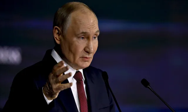 Putin, Batı’nın liderliğini yeniden kazanmak için her türlü yola başvurduğunu söyledi Putin, Batı’nın liderliğini yeniden kazanmak için her türlü yola başvurduğunu söyledi