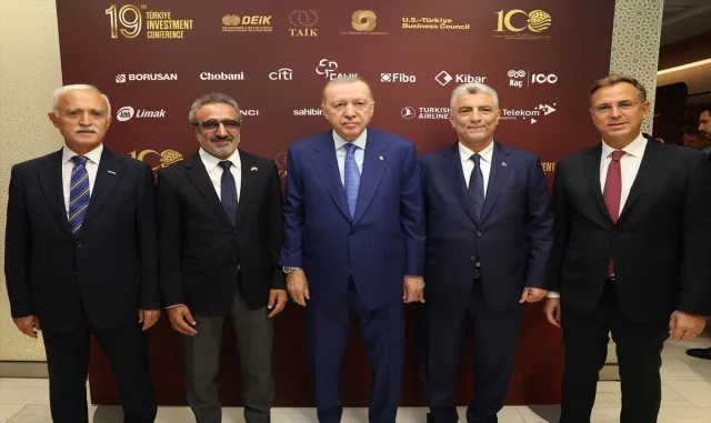 Son Dakika Gelişmesi! Cumhurbaşkanı Erdoğan: Sanayide katma değeri artırmak için hedefli ve seçici politikalar uyguluyoruz. Yapay zekada bize güç katacak altyapı yatırımlarını hızlandırıyoruz Son Dakika Gelişmesi! Cumhurbaşkanı Erdoğan: Sanayide katma değeri artırmak için hedefli ve seçici politikalar uyguluyoruz. Yapay zekada bize güç katacak altyapı yatırımlarını hızlandırıyoruz