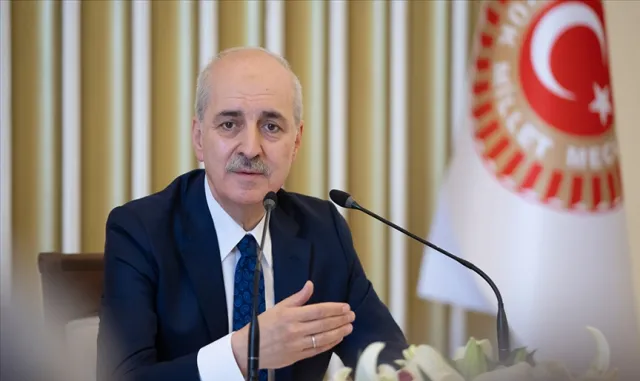 Son Dakika Gelişmesi! TBMM Başkanı Kurtulmuş: Bundan sonra Türkiye’de kimsenin ayrılıkçı bir şekilde konuşmasını istemiyoruz. Kimsenin de ayrımcı bir dil kullanmasını istemiyoruz Son Dakika Gelişmesi! TBMM Başkanı Kurtulmuş: Bundan sonra Türkiye’de kimsenin ayrılıkçı bir şekilde konuşmasını istemiyoruz. Kimsenin de ayrımcı bir dil kullanmasını istemiyoruz