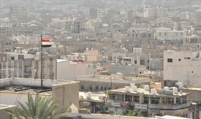 Husiler: Suudi Arabistan’ın güneyindeki Aramco tesislerini ve askeri üsleri hedef aldık Husiler: Suudi Arabistan’ın güneyindeki Aramco tesislerini ve askeri üsleri hedef aldık