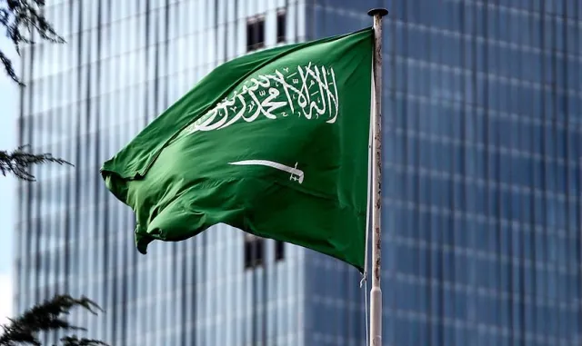 Suudi Arabistan’da Cazan ve Necran bölgeleri için acil durum uyarısı yapıldı Suudi Arabistan’da Cazan ve Necran bölgeleri için acil durum uyarısı yapıldı