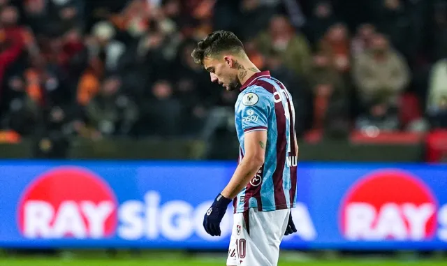Trabzonspor, milli takım kamplarına çağrılan 11 oyuncusuna başarı diledi Trabzonspor, milli takım kamplarına çağrılan 11 oyuncusuna başarı diledi